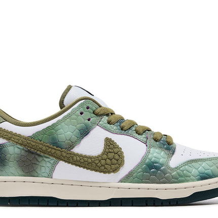 Alexis Sablone x Nike Dunk Low SB Chameleon