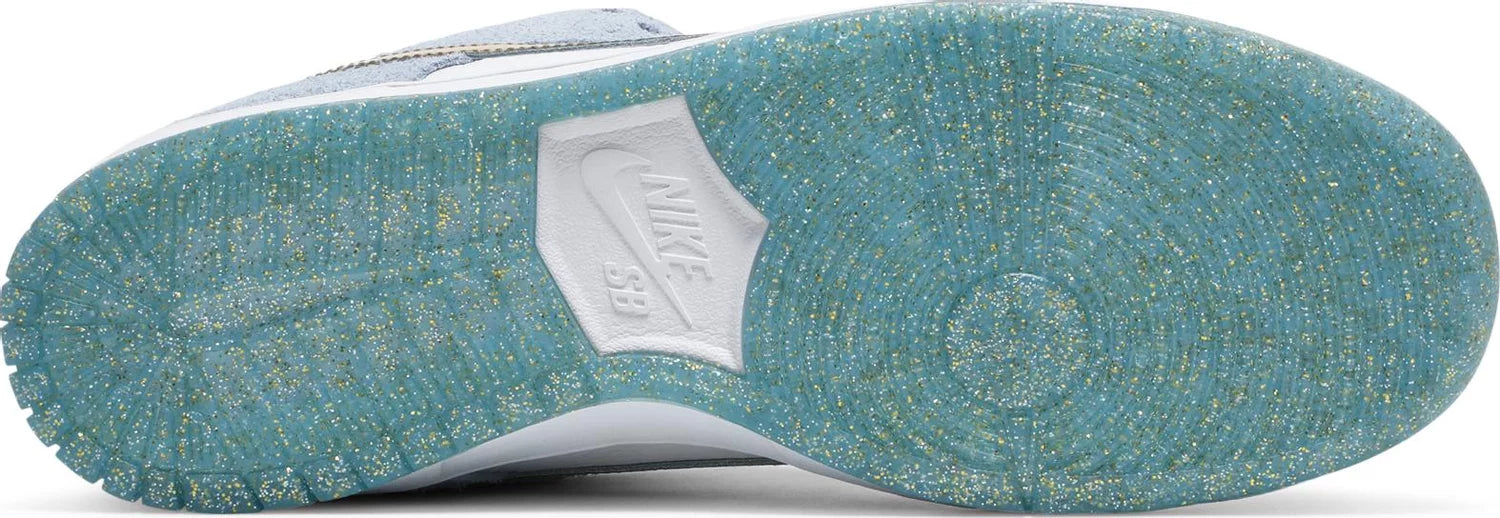 Nike Sean Cliver x Dunk Low SB Holiday Special