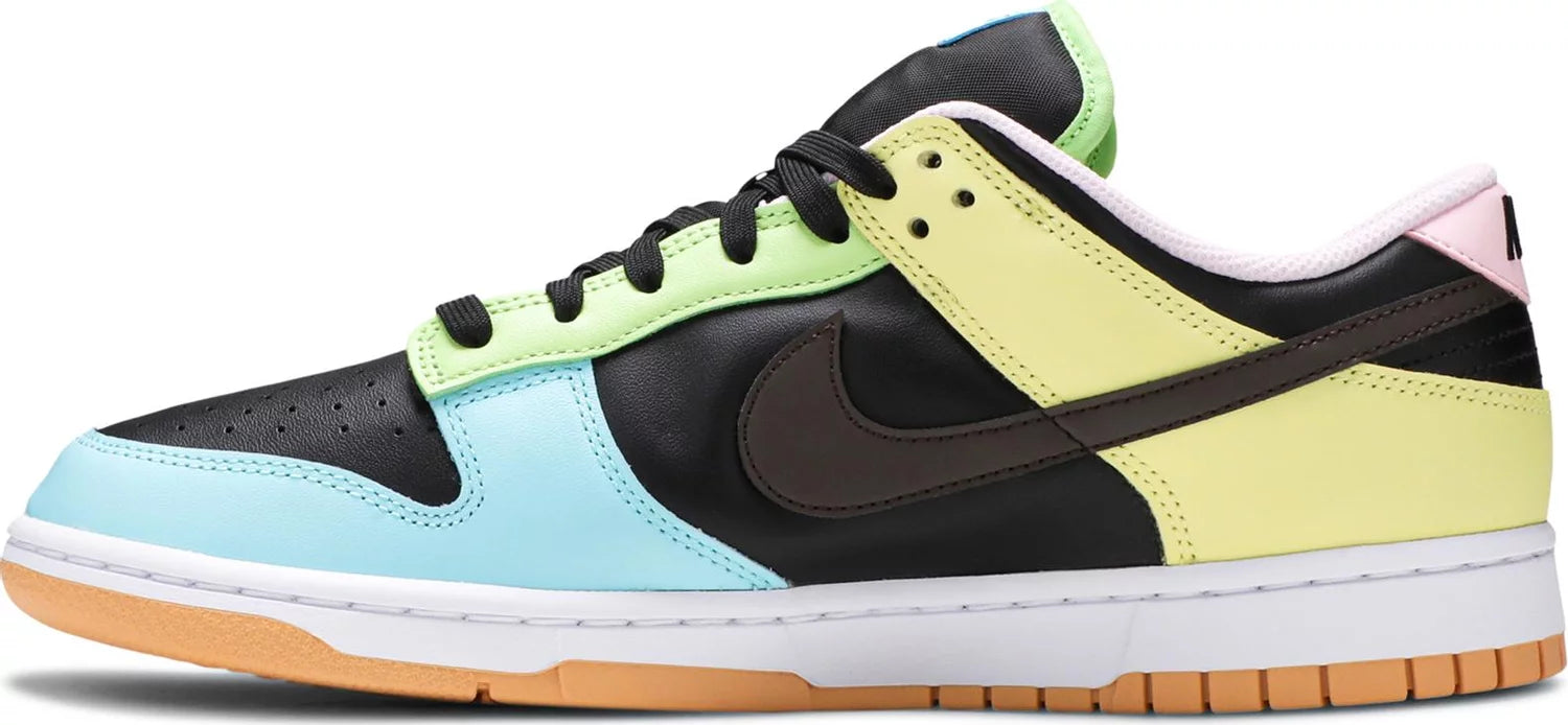 Nike Dunk Low SE Free.99 - Black