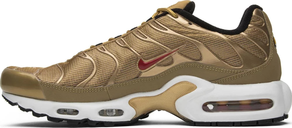Nike Air Max Plus QS Metallic Gold