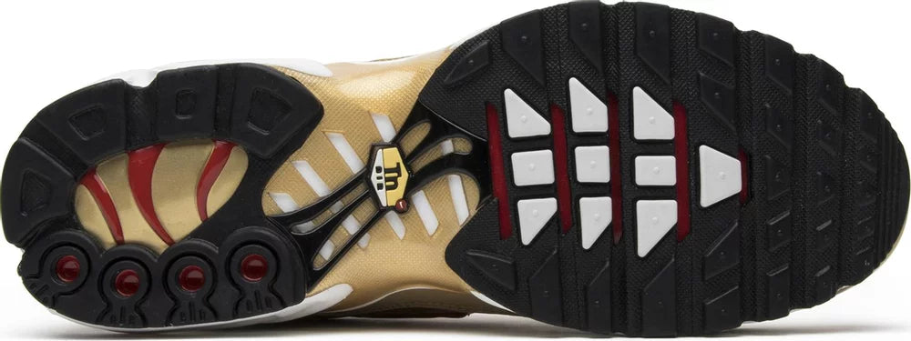 Nike Air Max Plus QS Metallic Gold