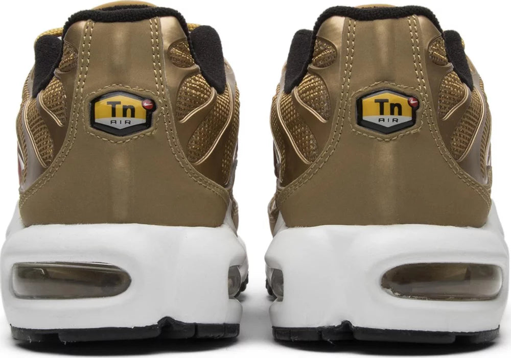 Nike Air Max Plus QS Metallic Gold