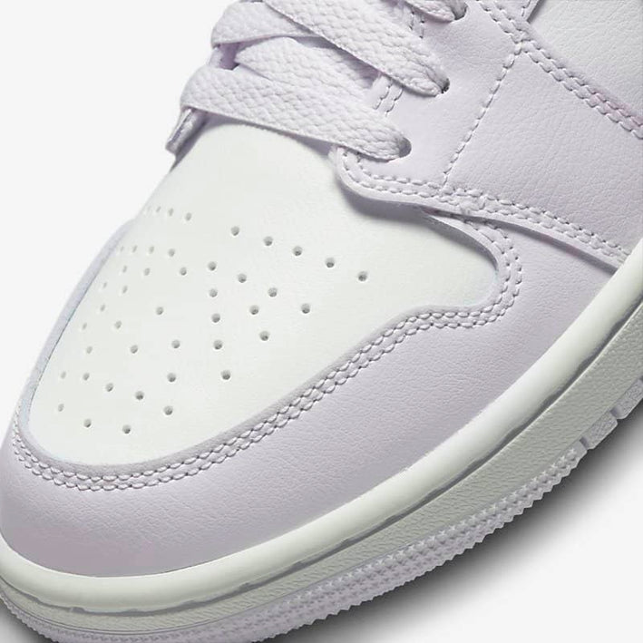 Nike Air Jordan 1 Low Wmns Barely Grape