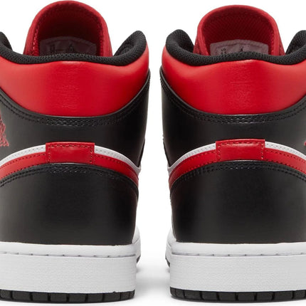 Nike Air Jordan 1 Mid Bred Toe