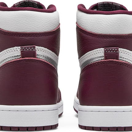 Nike Air Jordan 1 Retro High OG Bordeaux