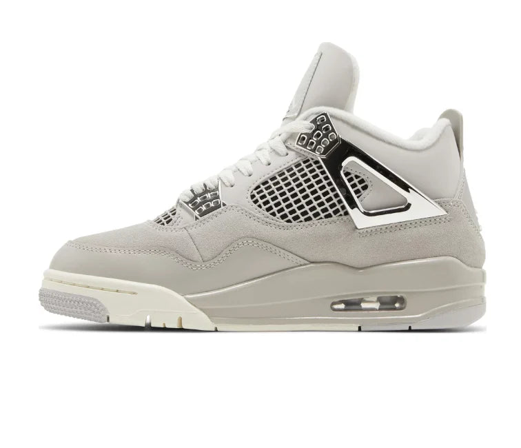 Nike Wmns Air Jordan 4 Retro Frozen Moments