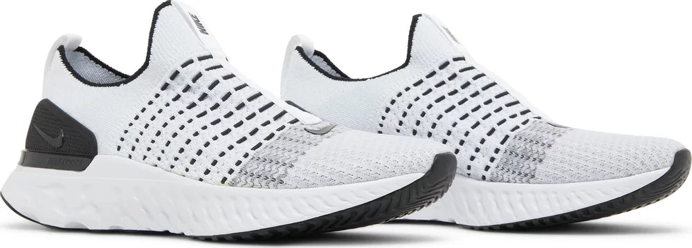 Nike React Phantom Run Flyknit 2 Oreo